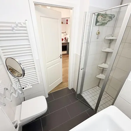 Haus Meeresblick A 2 27 Kapitaenskajuete Mit Balkon *
